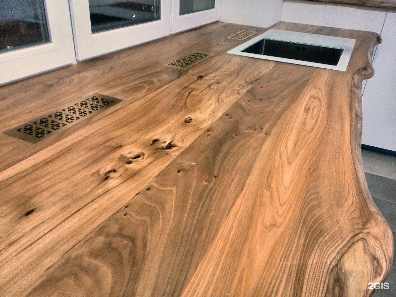 Столешницы склееные из слэбов