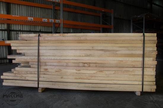 Доска столярная. Ясень. Длина 0,4-0,9 м, толщина 30 мм.