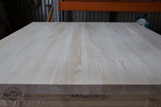 Ступени из сосны. Сорт: АА. Размер:40*600*1000