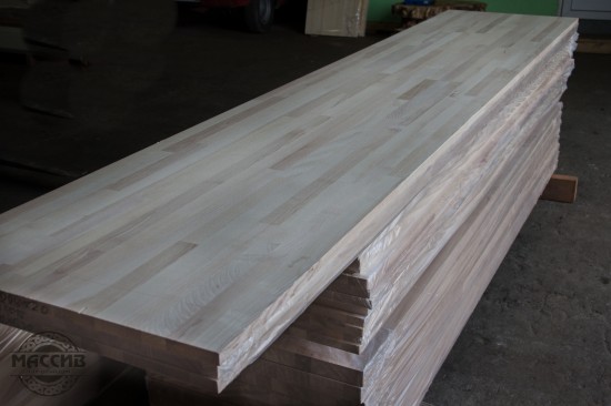 Ступень  Ясень сращеная 40*300*1000