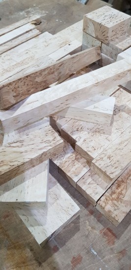 Брусок Карельской Березы